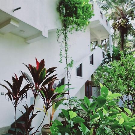 Sandil Surf House Ahangama Dış mekan fotoğraf