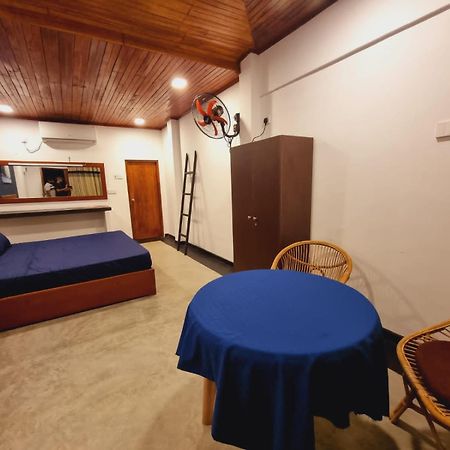 Sandil Surf House Ahangama Dış mekan fotoğraf