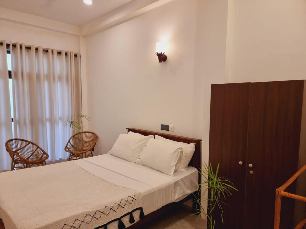 Sandil Surf House Ahangama Dış mekan fotoğraf