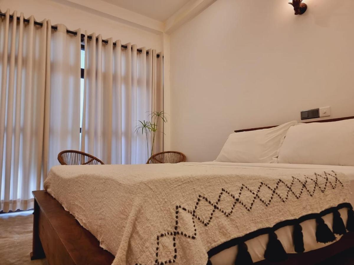 Sandil Surf House Ahangama Dış mekan fotoğraf