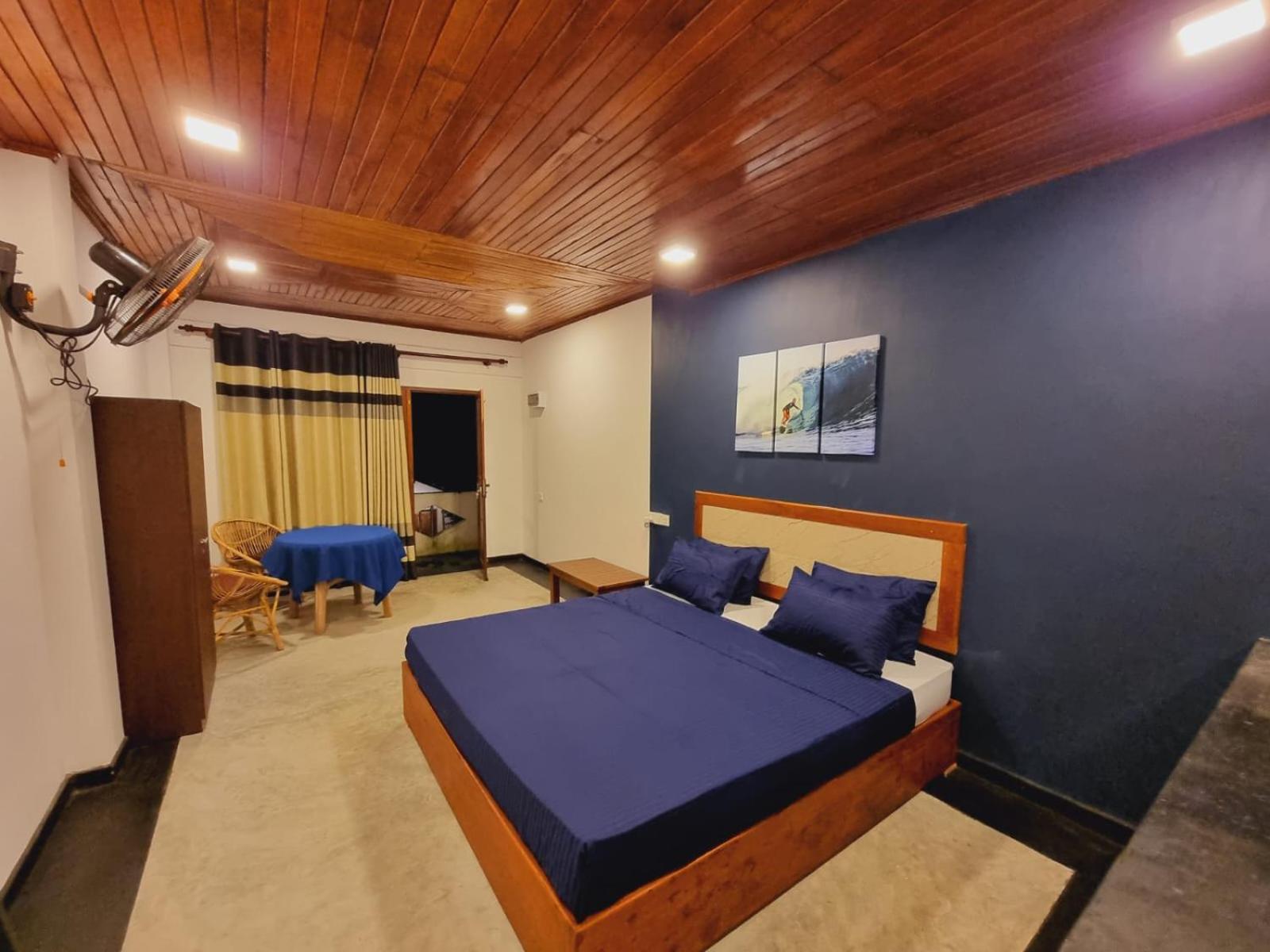 Sandil Surf House Ahangama Oda fotoğraf