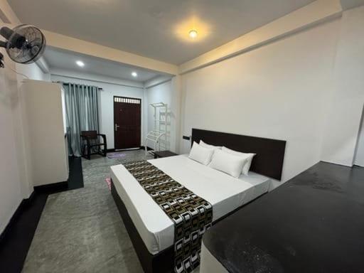 Sandil Surf House Ahangama Dış mekan fotoğraf