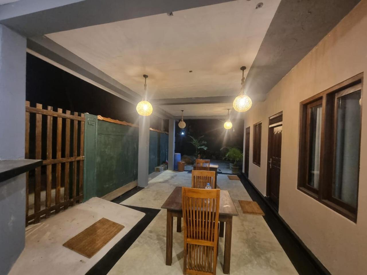 Sandil Surf House Ahangama Dış mekan fotoğraf